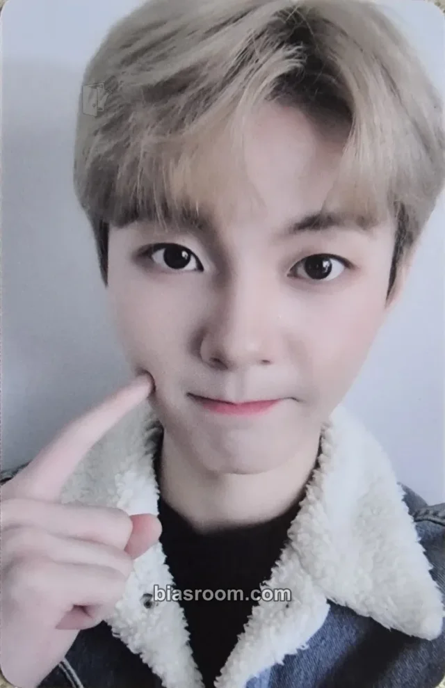 Sungjun BLANK2Y K2Y I: CONFIDENCE [Thumbs Up] K-pop photocard
