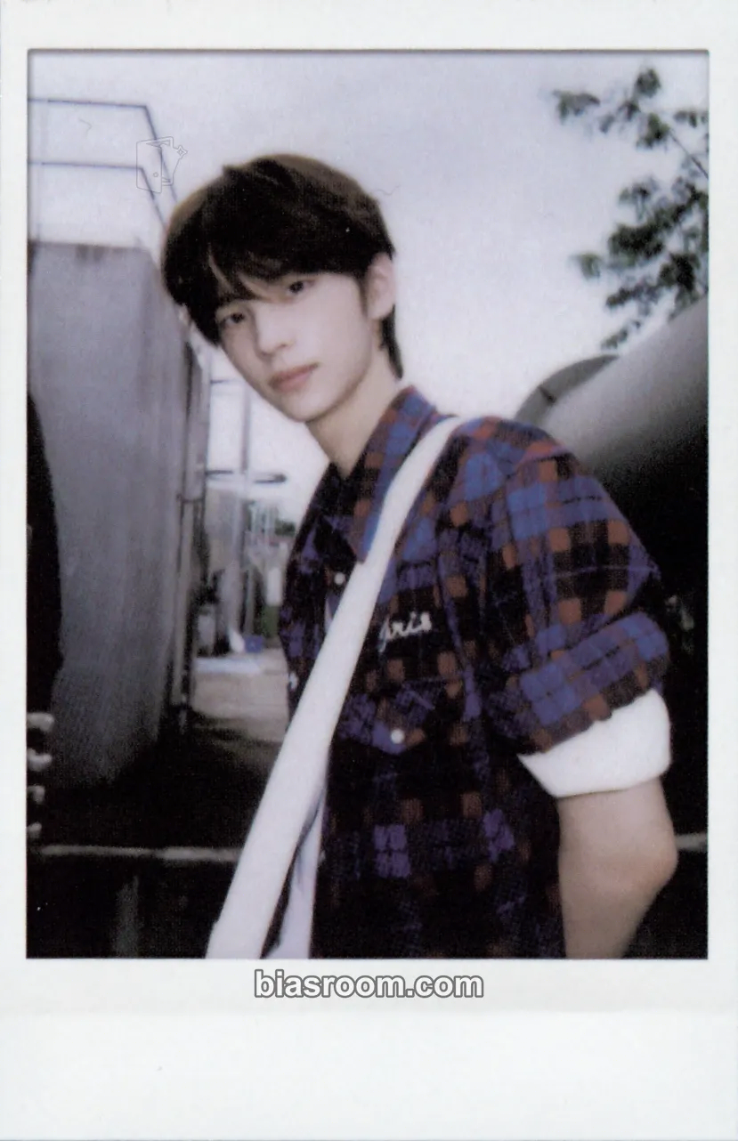 Shinyu TWS:42 Selection Pack (24-25) Photocard - TWS - TWS K-pop photocard