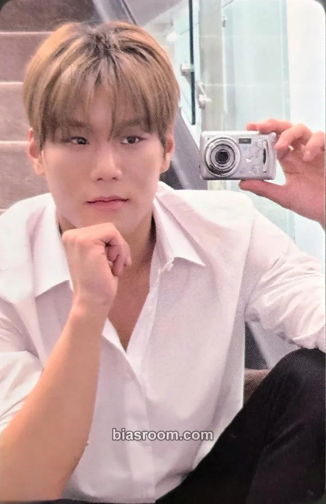 DKB - Junseo - Emotion Album musicart (music art) round 5 fansign