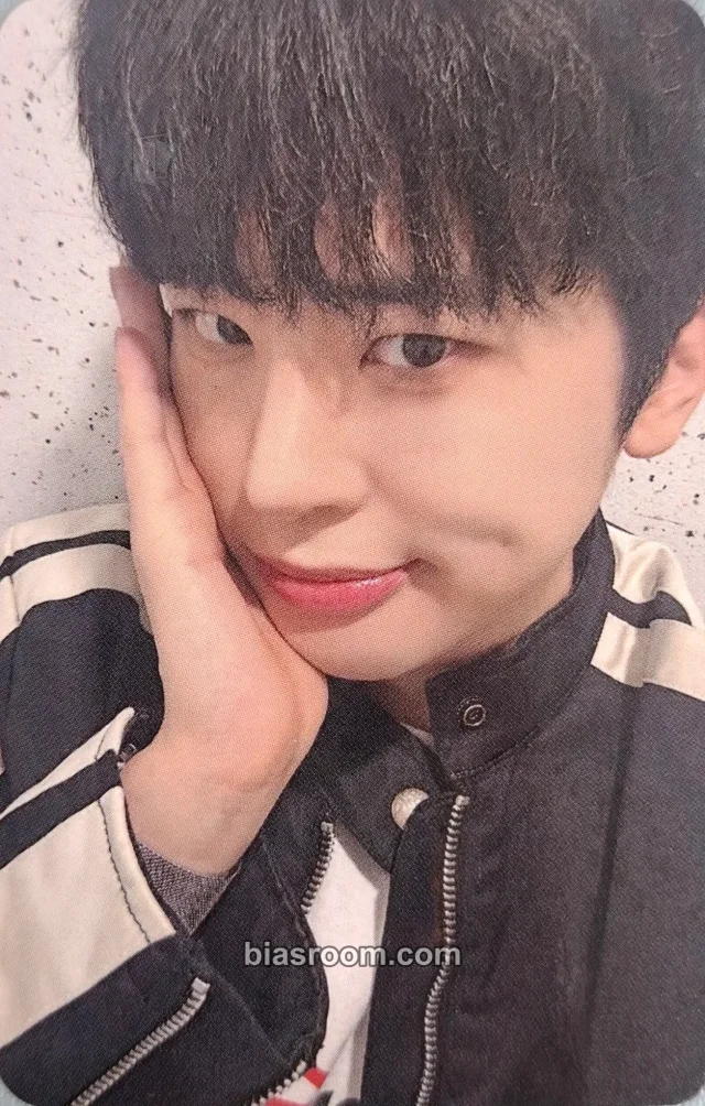Nchive - E.aN - Never Give Up Album album photocard C version ever music album