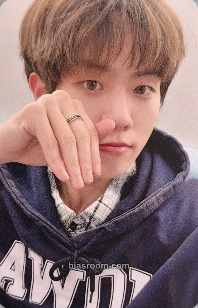 Nchive - HA.L - Never Give Up Album album photocard C version ever music album