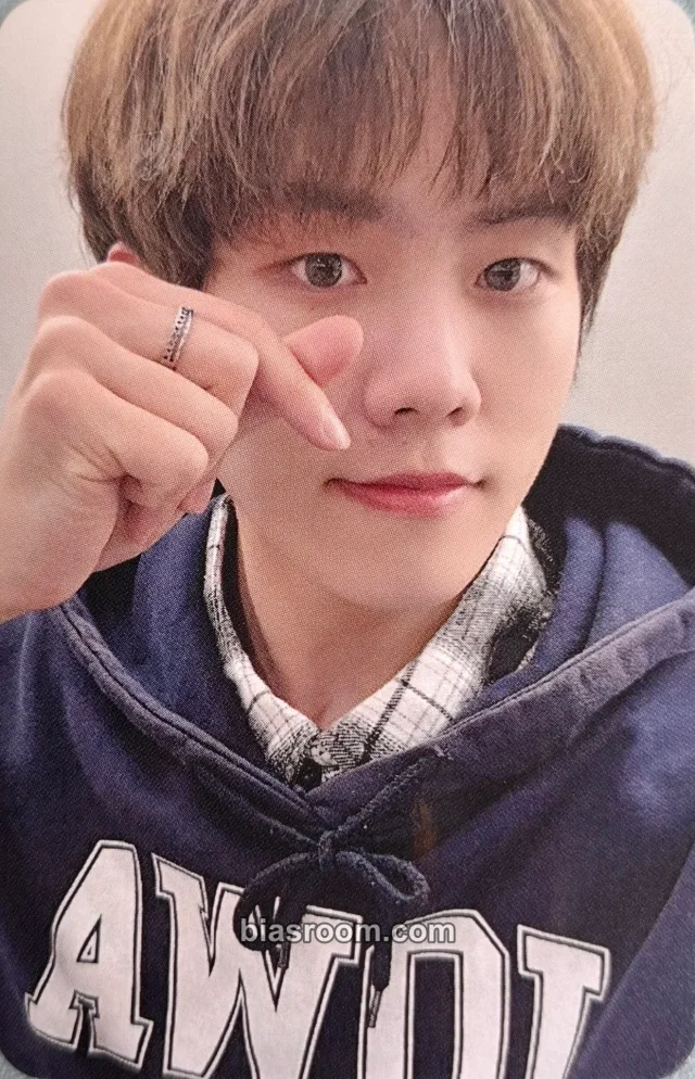 Nchive - HA.L - Never Give Up Album album photocard B version ever music album