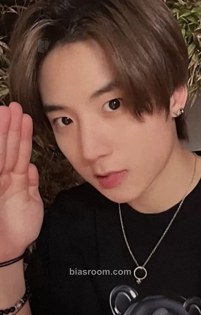 Geonu JUST B POP UP SHOP JAPAN Photocard - JustB - JustB K-pop photocard