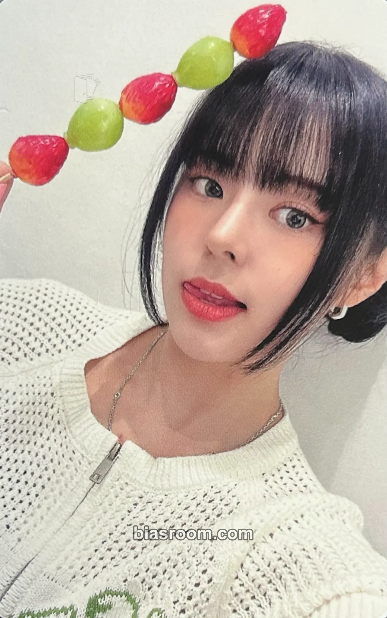 E:U ZOMBIE Photocard - EVERGLOW - EVERGLOW K-pop photocard
