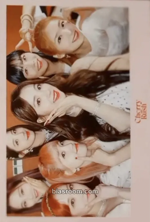 Cherry Rush Photocard - Cherry Bullet - Cherry Bullet K-pop photocard