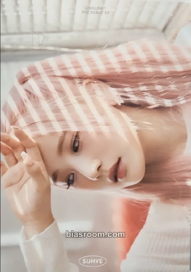 MADEIN - Suhye - LIMELIGHT Album postcard album inclusion