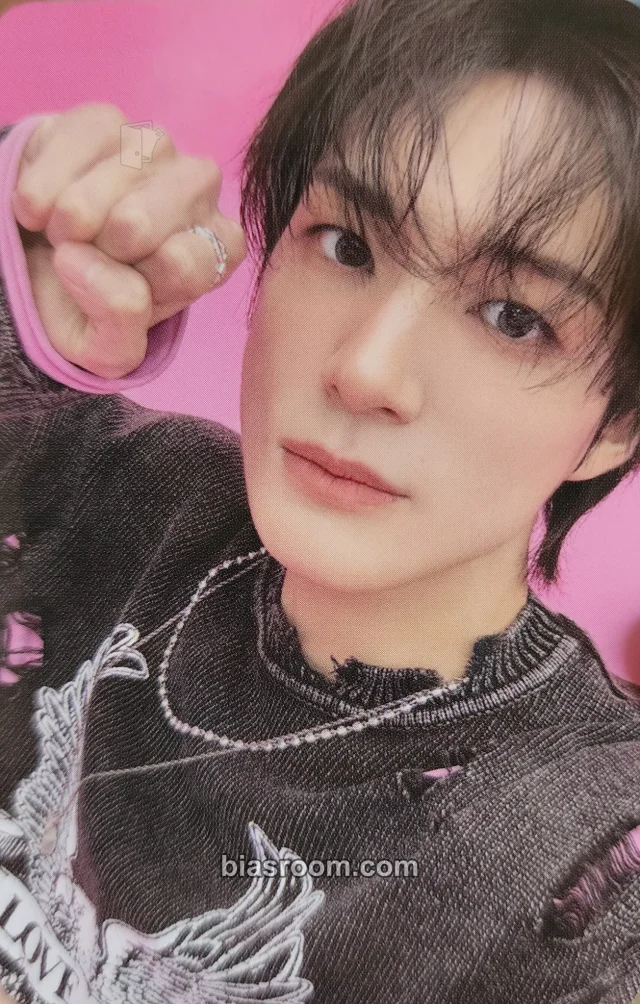 NCT - Jeno - 2025 SMTOWN: The Culture The Future Album album photocard selfie
