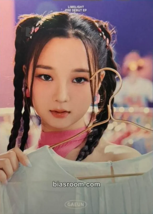 Gaeun MADEIN LIMELIGHT K-pop photocard