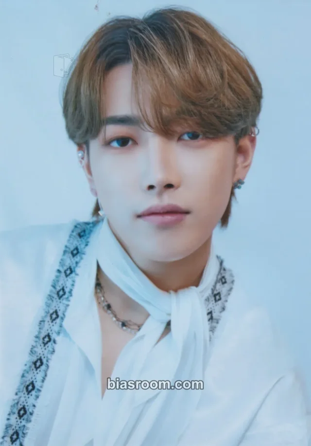 ATEEZ - Hongjoong - ATEEZ Into the A to Z POP UP STORE Other tower records japan photo set pop-up store B version