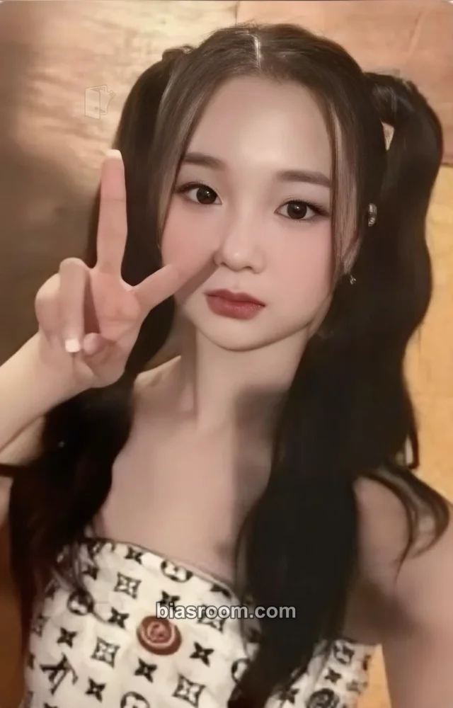 MADEIN - Gaeun - LIMELIGHT Album album photocard