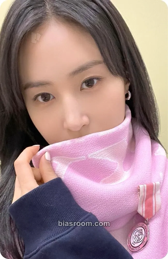 Yuri SMTown Live 2022 Photocard - Girls' Generation - Girls' Generation K-pop photocard