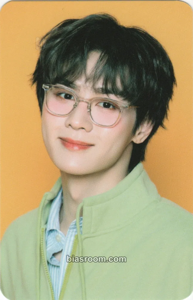 Kun 2025 Season's Greeting Photocard - WayV - WayV K-pop photocard