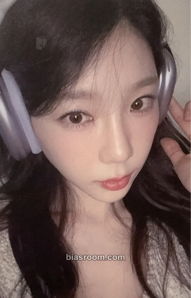 Girls' Generation - Taeyeon - 18th Anniversary MD Other turntable speaker merch photocard