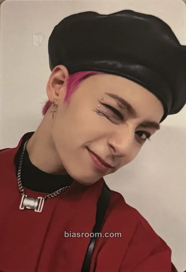 ONEUS - Hwanwoong - DEVIL Album kissent round 2
