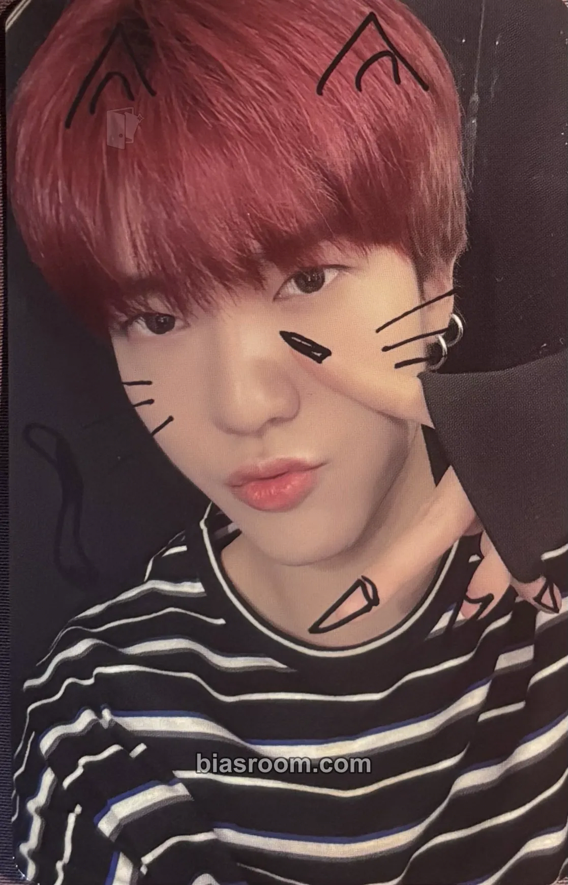 Junghoon What's goin' on Photocard - Omega X - Omega X K-pop photocard