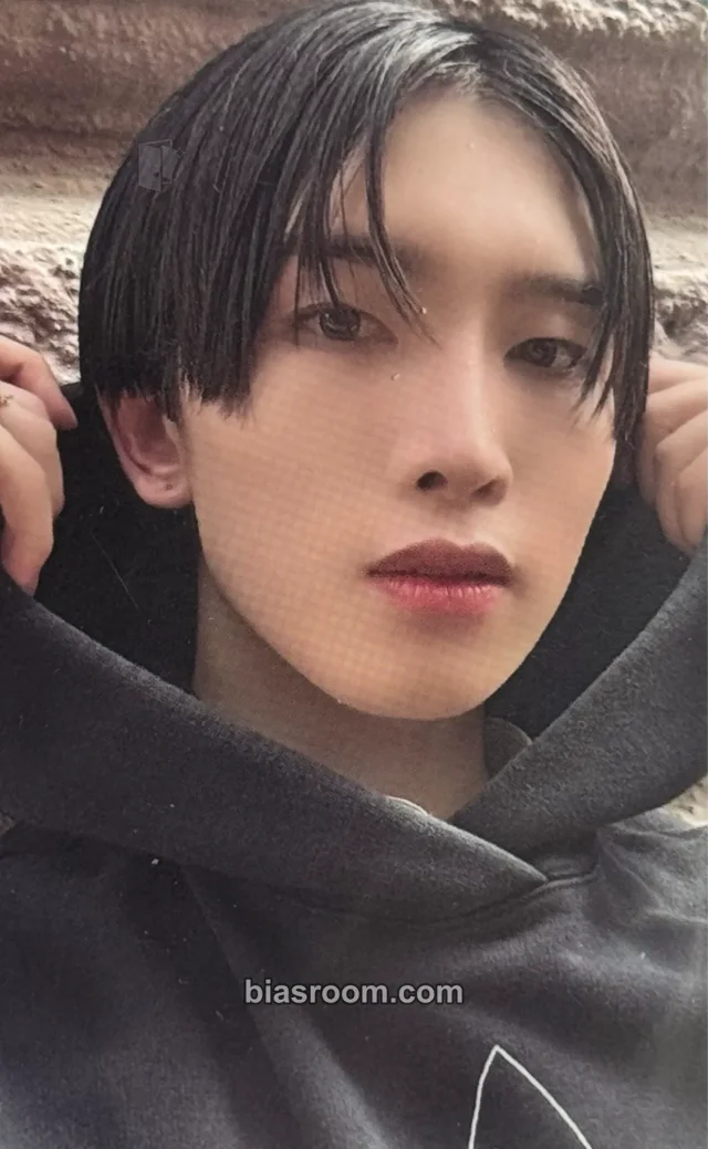POW - Dongyeon - Favorite Album album photocard dazzling version