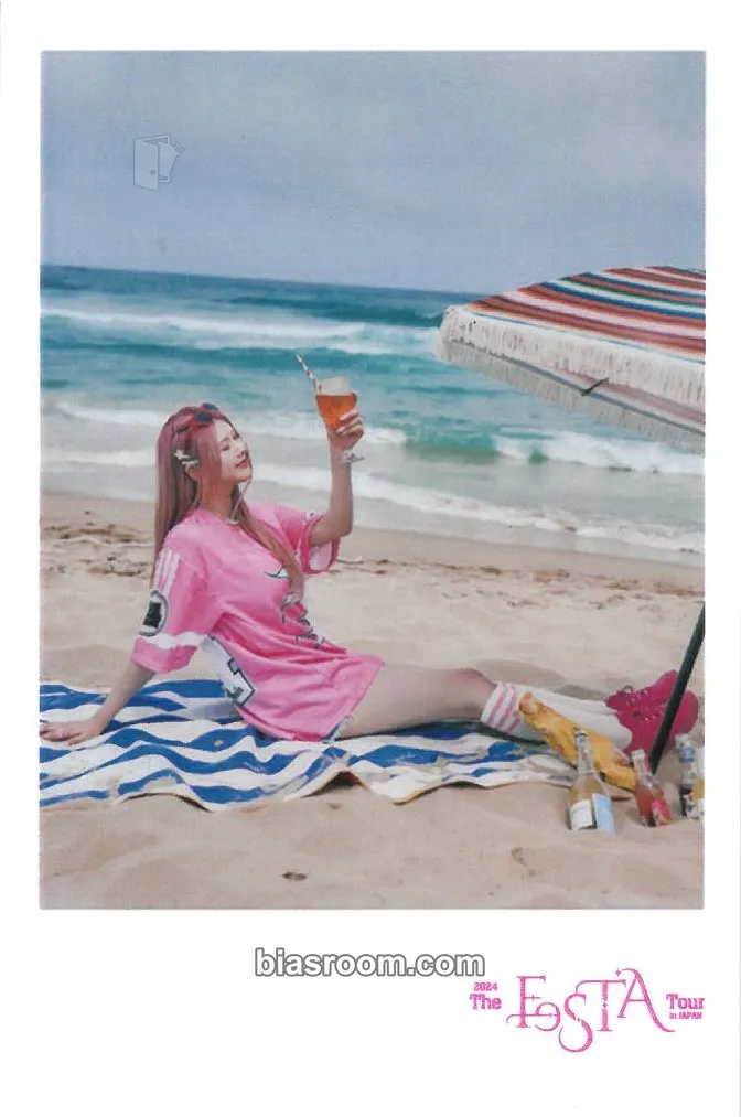 Swan 2023 'FESTA' Tour Photocard - PURPLE KISS - PURPLE KISS K-pop photocard