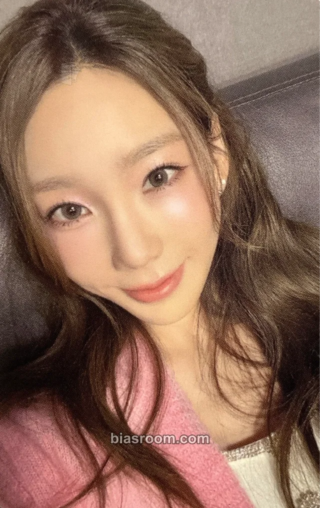 Girls' Generation - Taeyeon - SMTOWN 2025: THE CULTURE, THE FUTURE Album apple music pob (pre-order benefit)