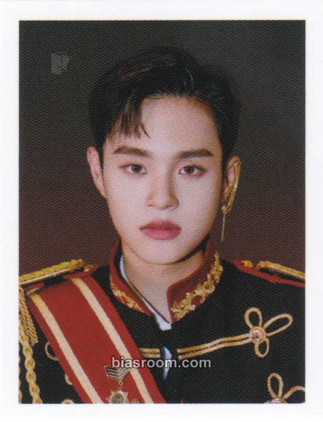 Daehwi SALUTE Photocard - AB6IX - AB6IX K-pop photocard