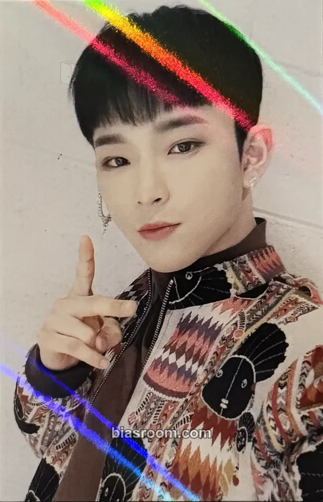 ONEUS - Leedo - DEVIL Album makestar round 4 holographic (hologram)