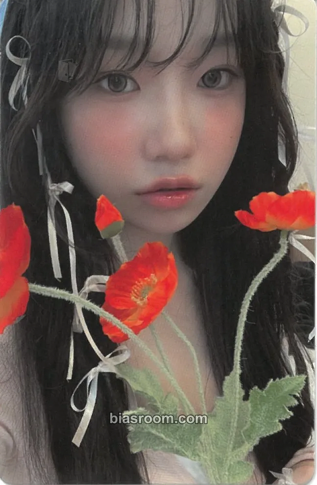 Jo Yuri Love All Photocard - Jo Yuri K-pop photocard