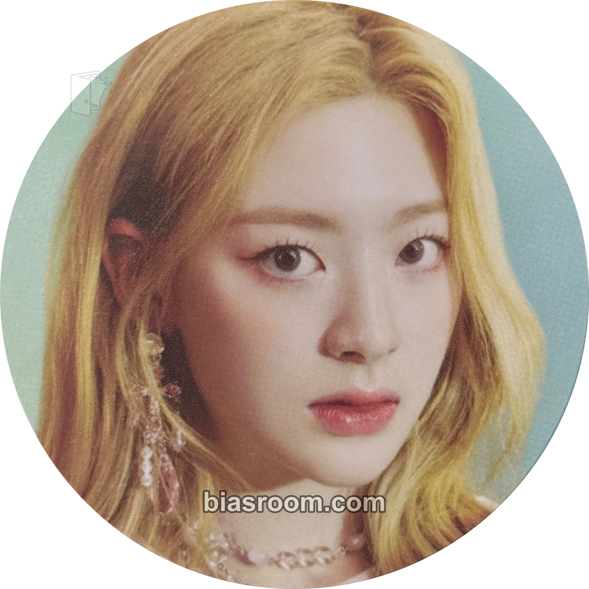 Seeun WE NEED LOVE Photocard - STAYC - STAYC K-pop photocard