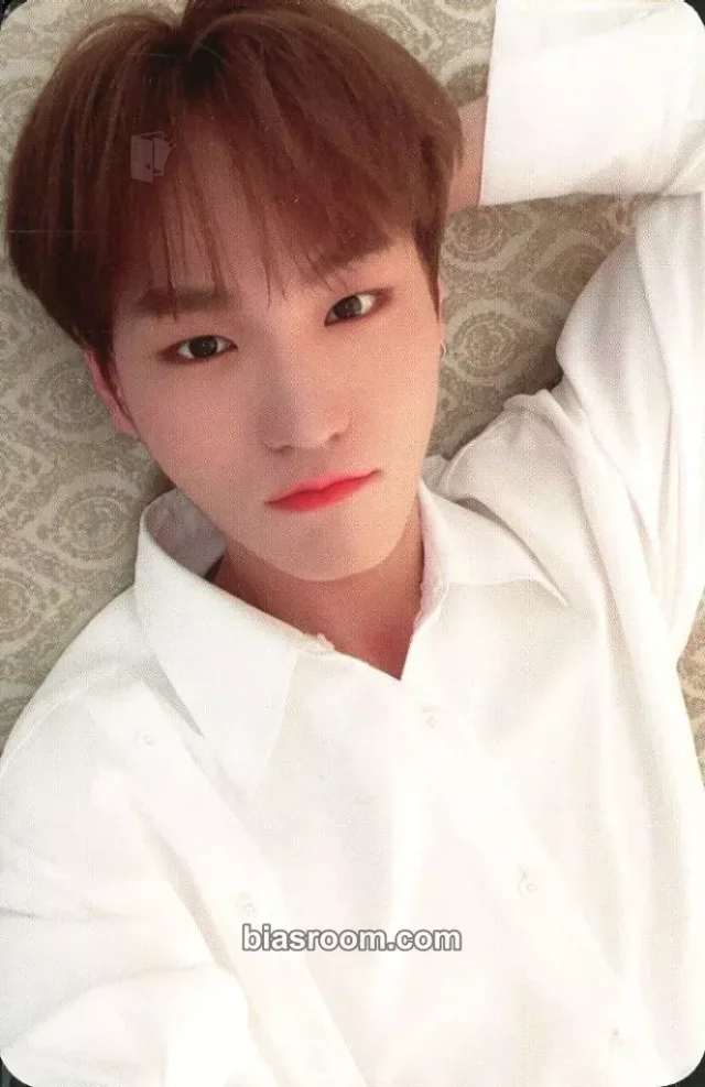 BDC - Seongjun - THE INTERSECTION: DISCOVERY Album album photocard dreaming version
