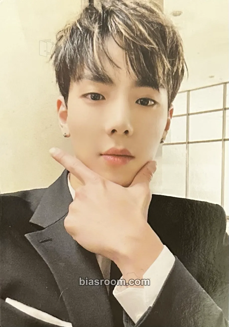 Shownu Fatal Love Photocard - MONSTA X - MONSTA X K-pop photocard