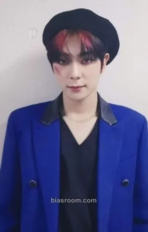 Jehyun VAMOS Photocard - Omega X - Omega X K-pop photocard