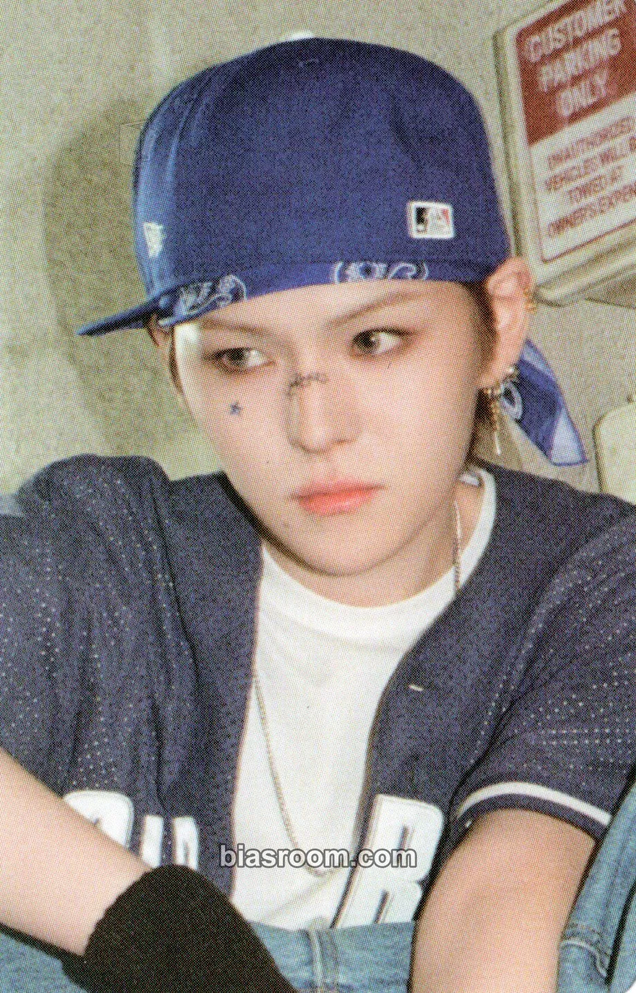 Yoshi Special Moment - 2025 Fan Concert Photocard - TREASURE - TREASURE K-pop photocard