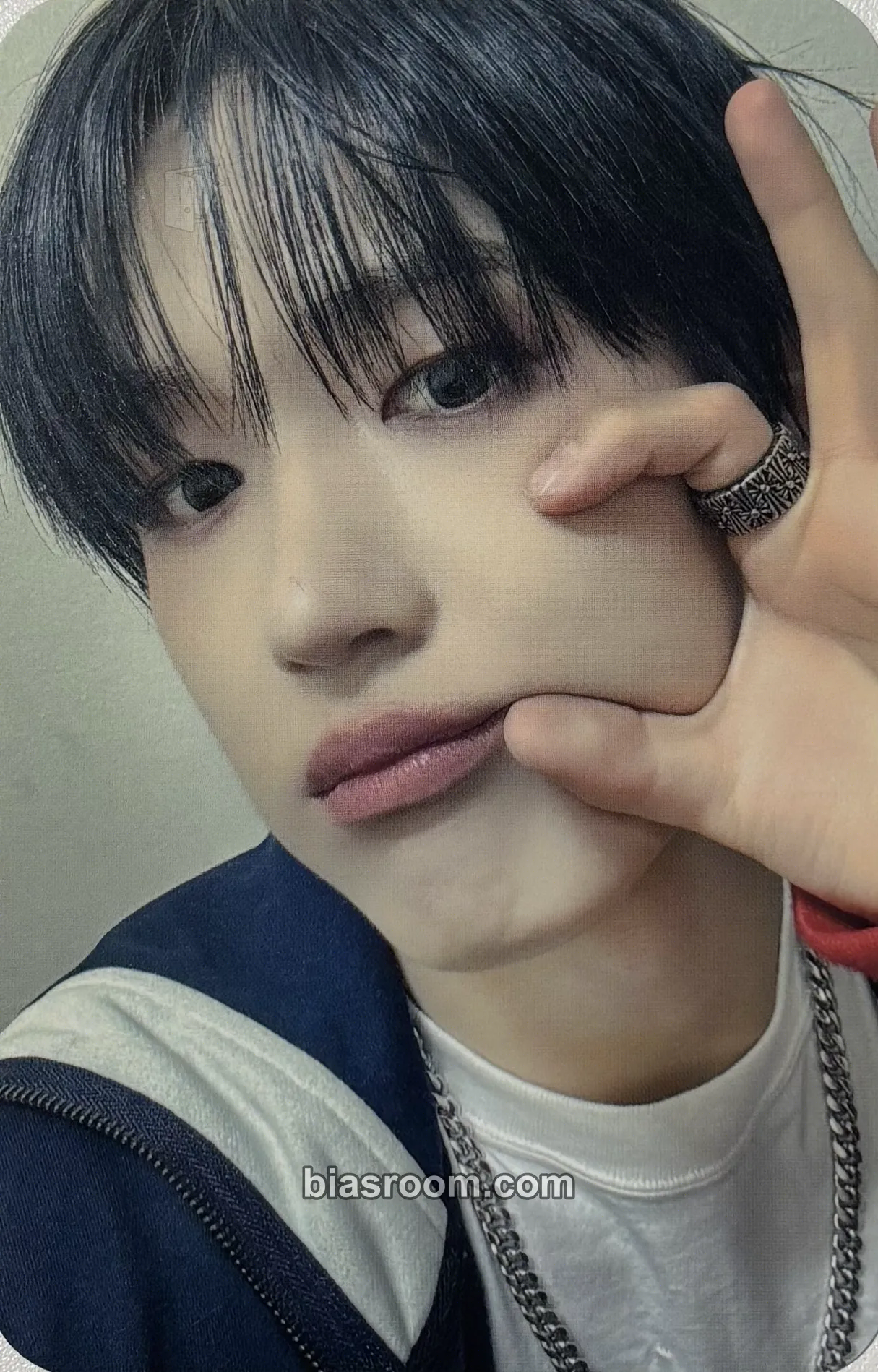 Gihyeon Chapter: New is Now Photocard - NouerA - NouerA K-pop photocard