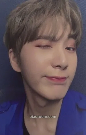 Kevin VAMOS Photocard - Omega X - Omega X K-pop photocard