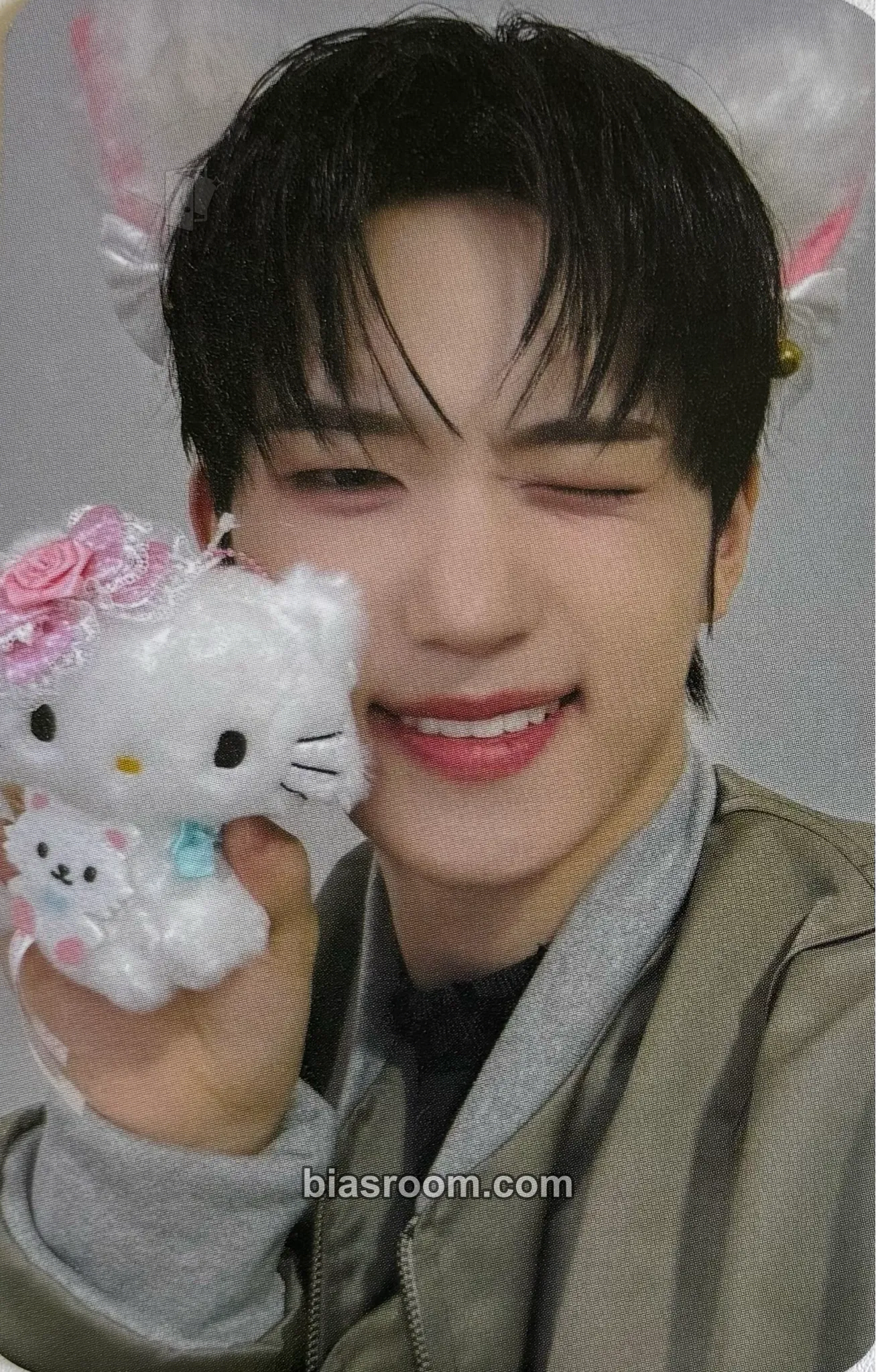 Gihyeon Chapter: New is Now Photocard - NouerA - NouerA K-pop photocard