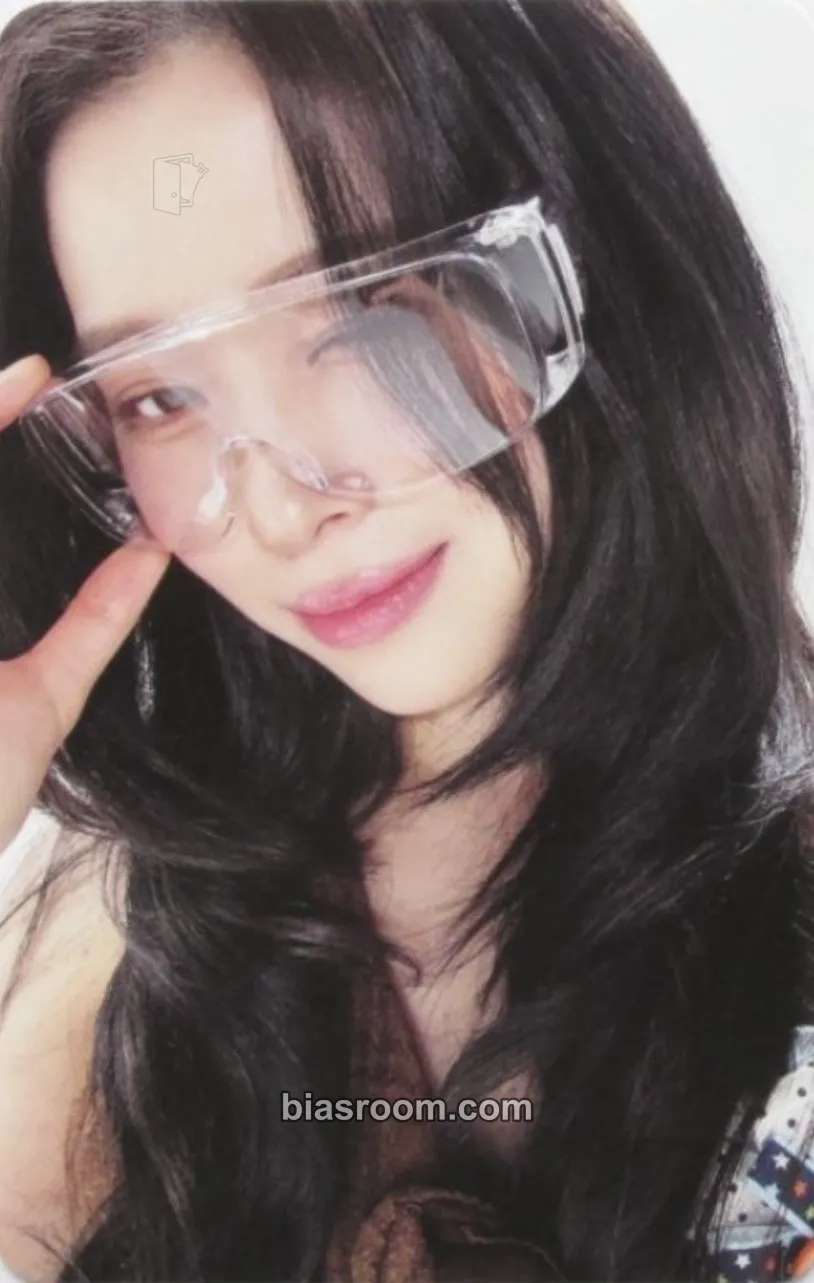 Ryujin ITZY Official Fanclub MIDZY 5th Generation Photocard - ITZY - ITZY K-pop photocard