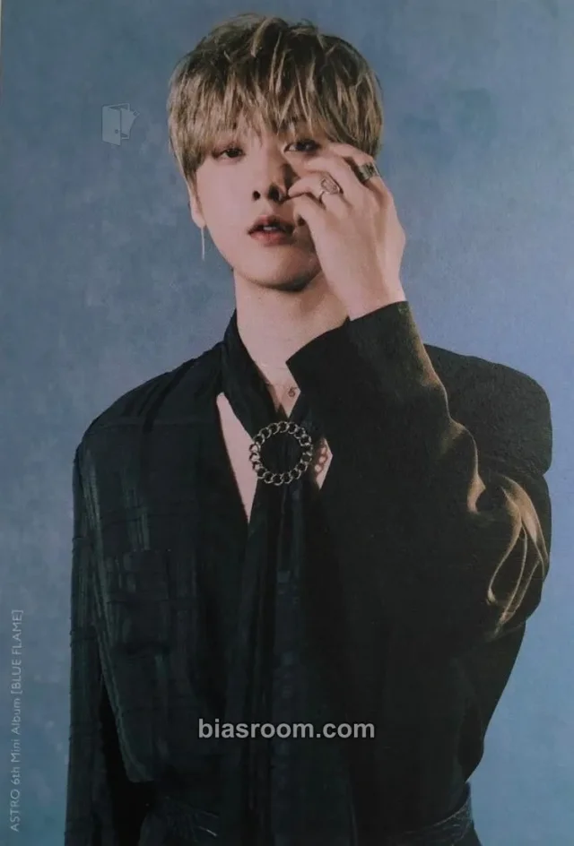 ASTRO - Yoon San-ha - Blue Flame Album album inclusion postcard the story version