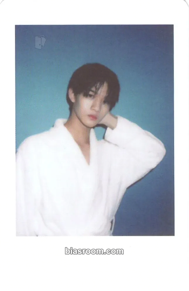 Jinyoung SUMMER POP-UP Photocard - Wanna One - Wanna One K-pop photocard