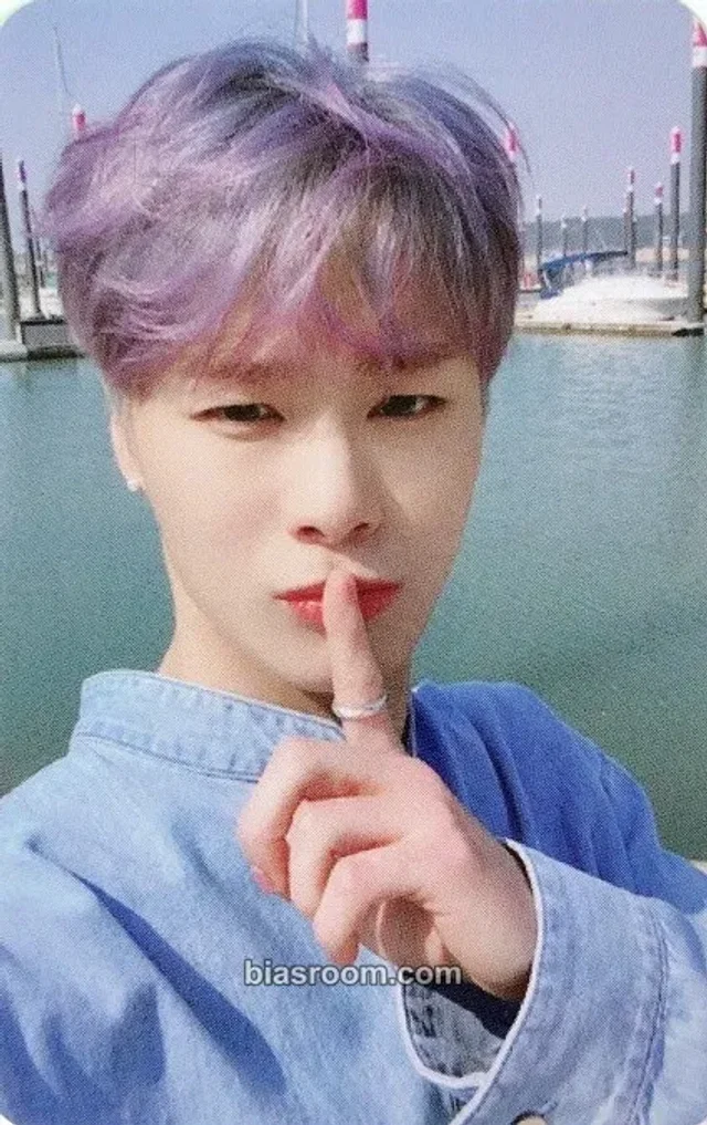 ASTRO - Moonbin - Gateway Album video call (fancall) withfans / yizhiyu (yzy)