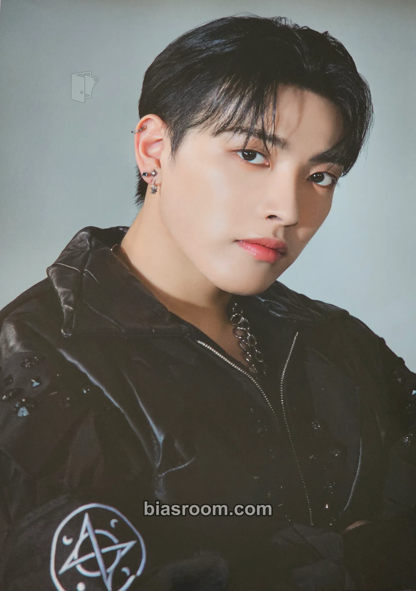 Hongjoong The Fellowship : Break The Wall World Tour 2022 - 2023 Photocard - ATEEZ - ATEEZ K-pop photocard