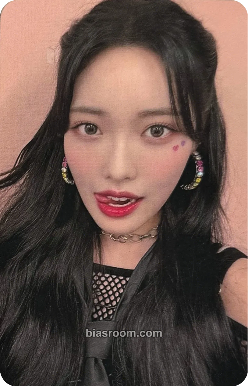 Haram The Collective Soul and Unconscious: Chapter One Photocard - Billlie - Billlie K-pop photocard