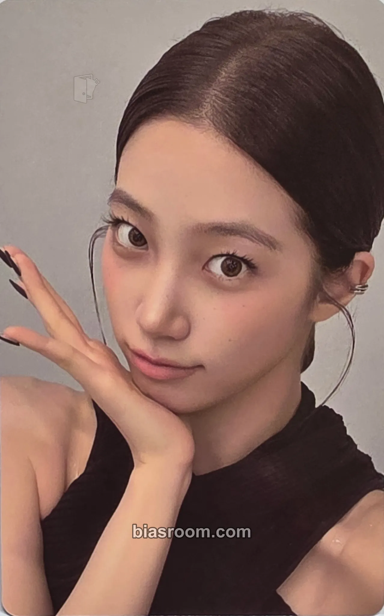 Kazuha PUREFLOW pt.1 Photocard - LE SSERAFIM - LE SSERAFIM K-pop photocard