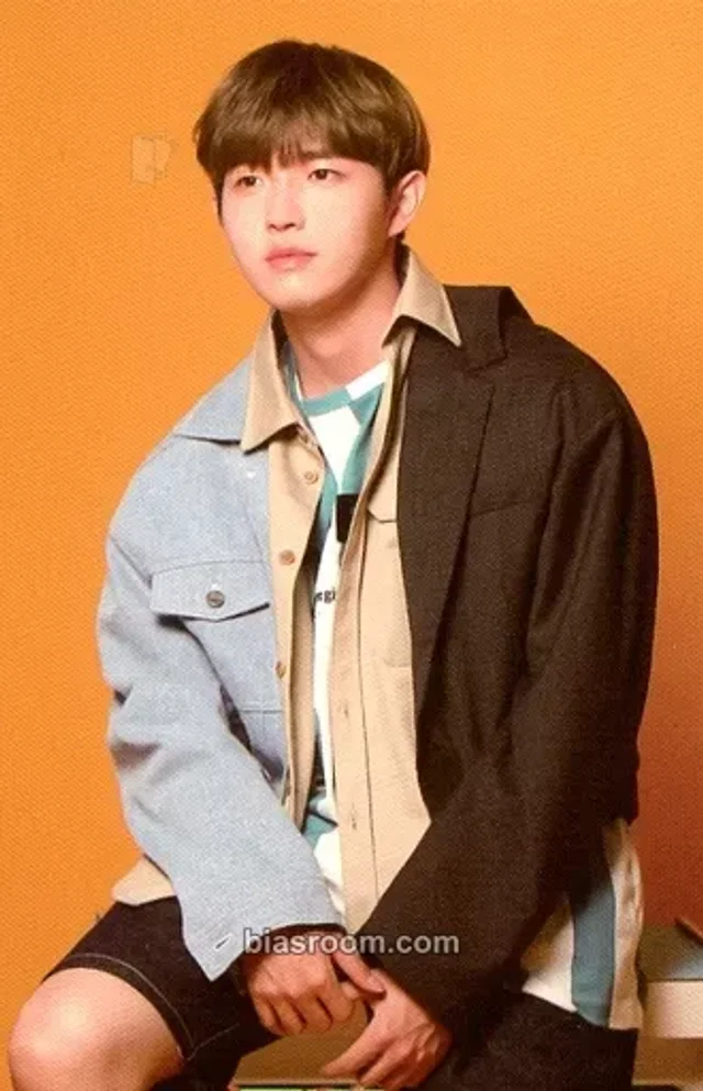 Wanna One - Jaehwan - Therefore Event special gift trading card