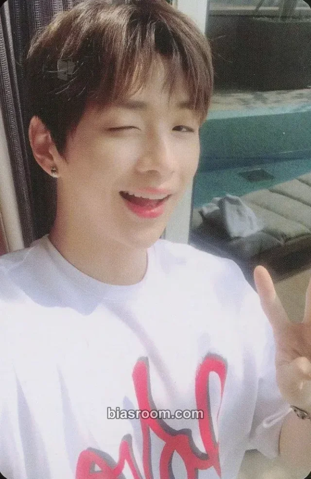 Wanna One - Daniel - Summer Package Other photocard set