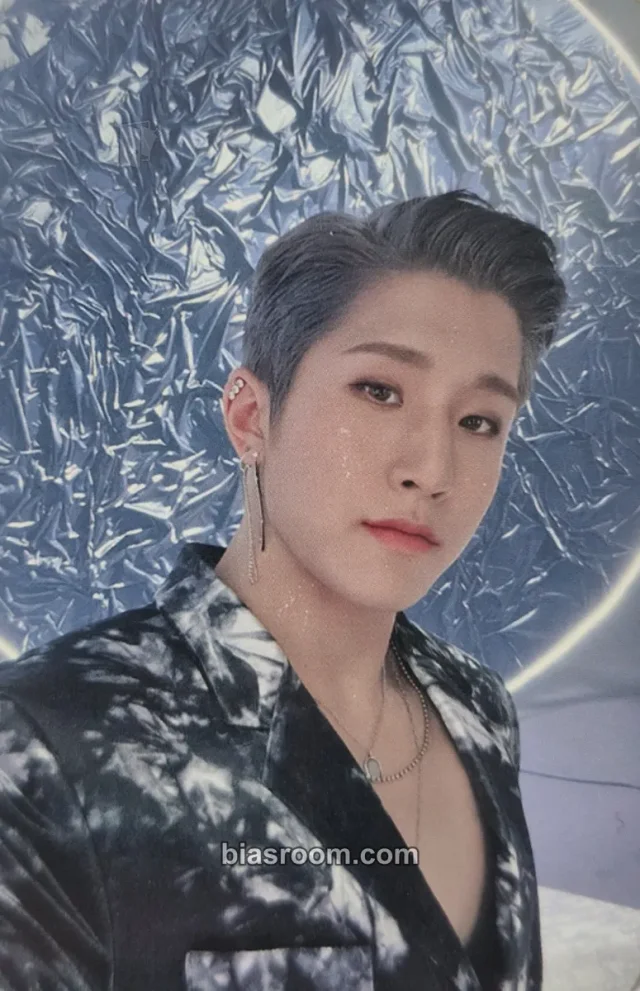 ASTRO - JinJin - All Yours Album broadcast