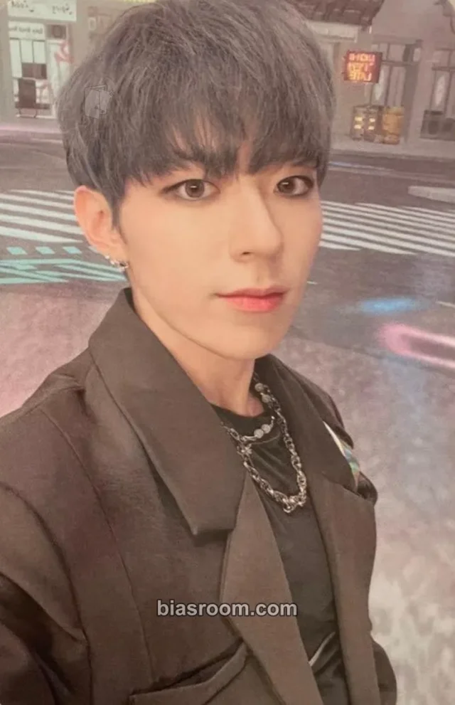 NINE.i - Eden - New Mind Album album photocard on version