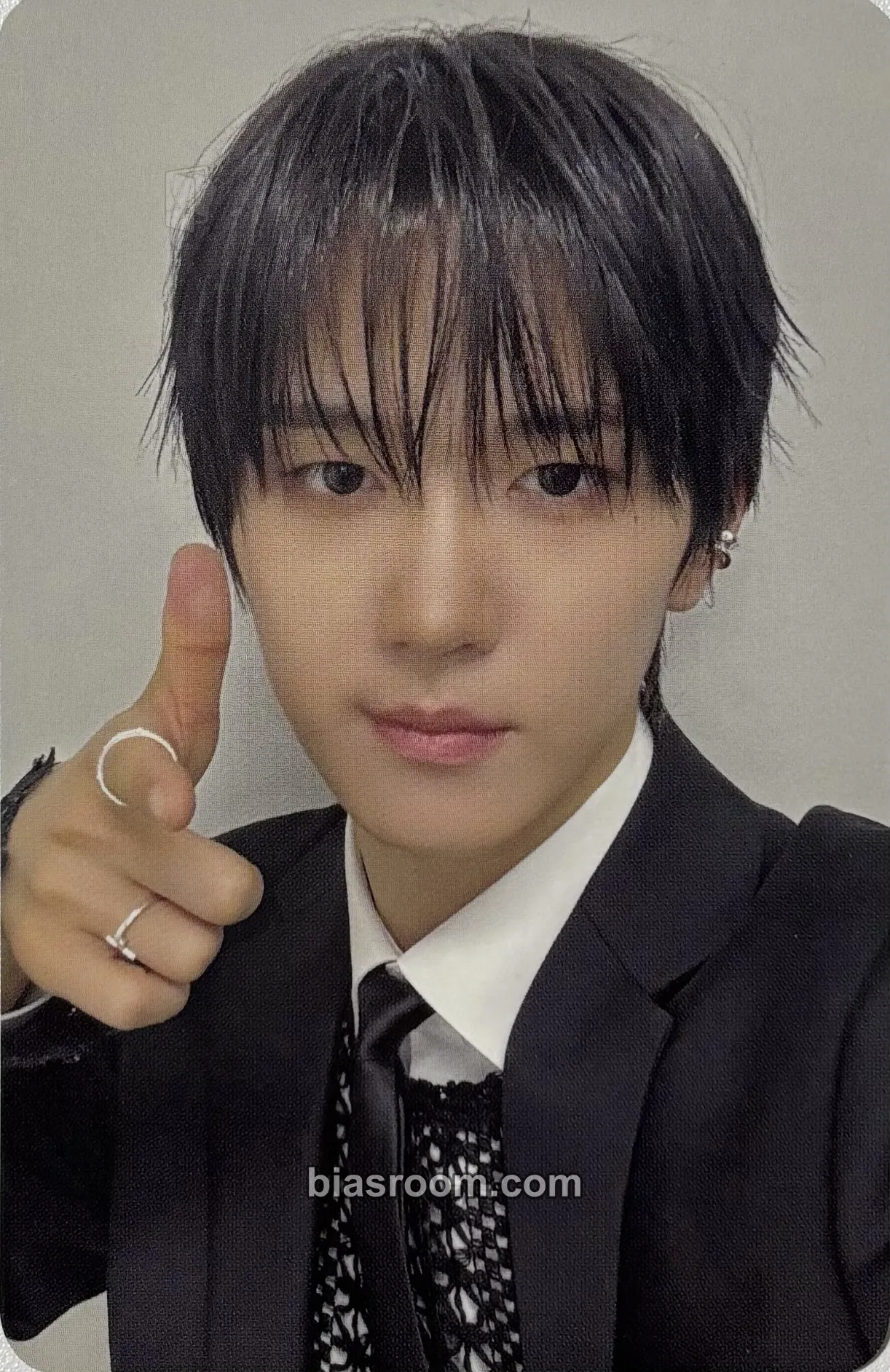 Gihyeon Chapter: New is Now Photocard - NouerA - NouerA K-pop photocard