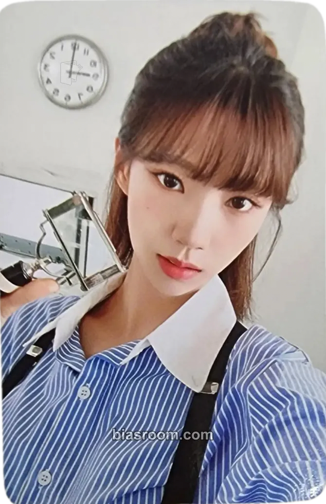 Yeoreum 2023 Fan-Con <Codename : Ujung> Photocard - WJSN - WJSN K-pop photocard