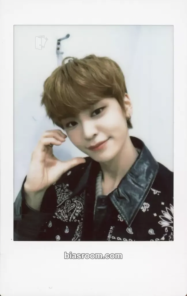 Taerae It’s ME, It’s WE Photocard - Tempest - Tempest K-pop photocard