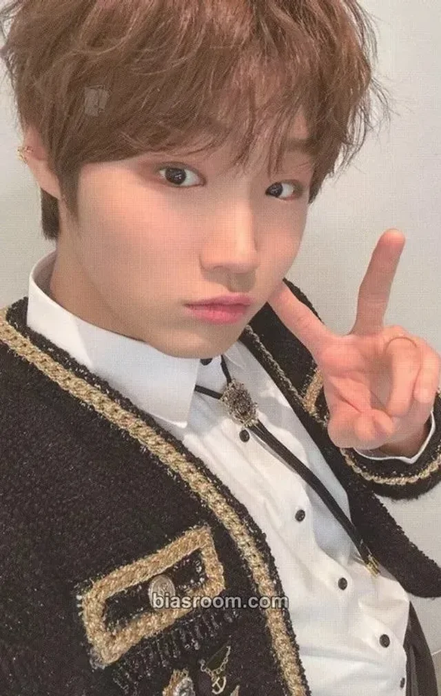 LUN8 - Eunseop - BUFF Album album photocard visionscope version