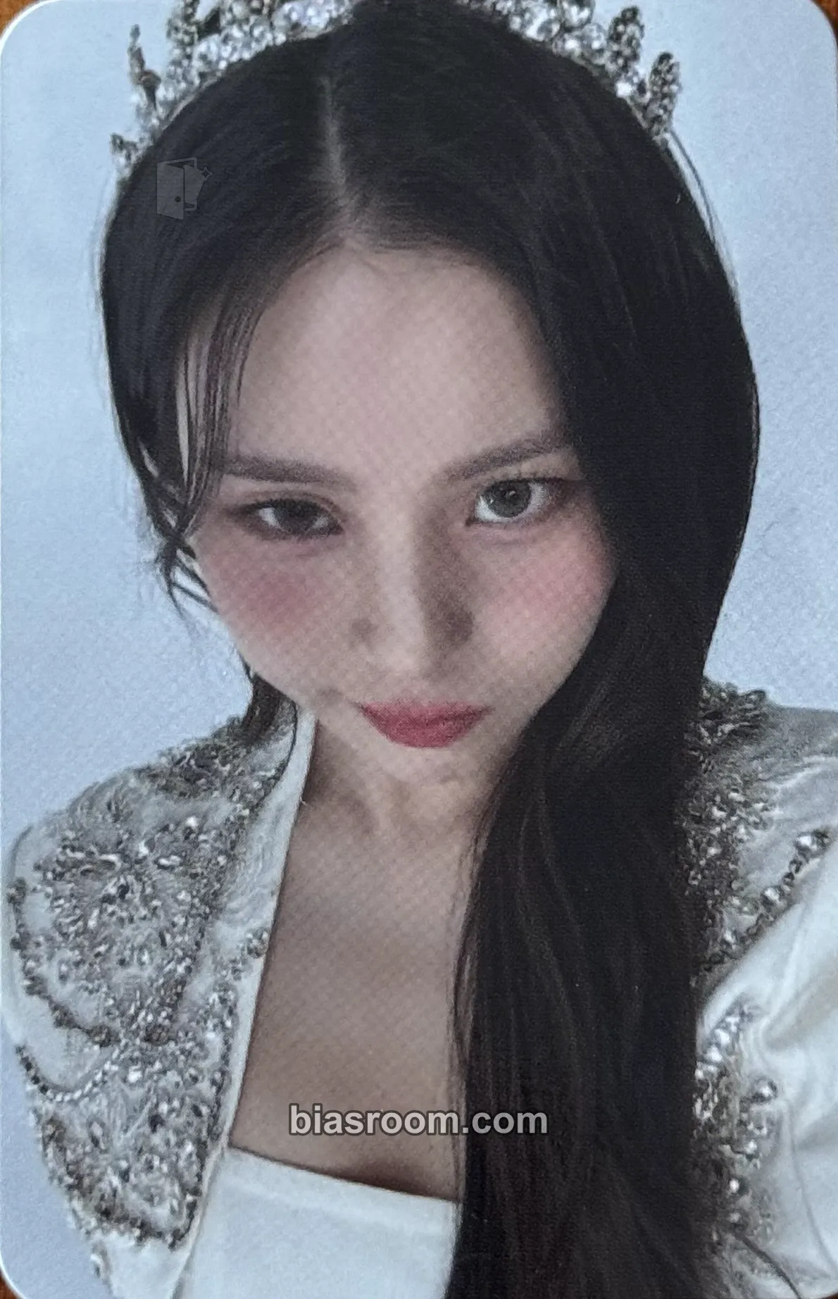Umji 2024 VIVIZ World Tour ‘V.Hind : Love and Tears’ Photocard - VIVIZ - VIVIZ K-pop photocard