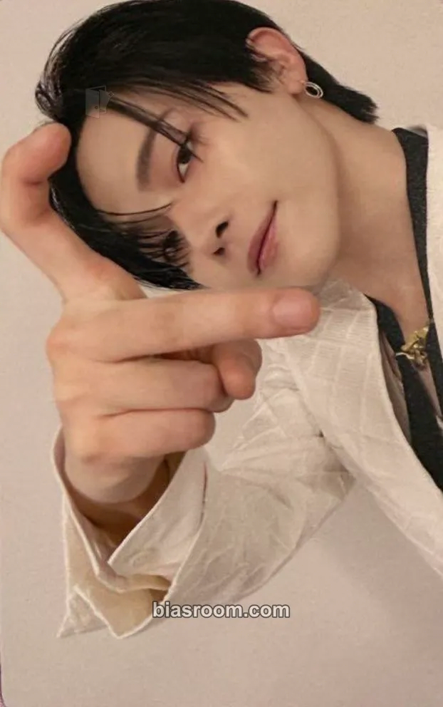 Nicholas 2025 &TEAM Fanmeeting '&❤︎' Photocard - &TEAM - &TEAM K-pop photocard